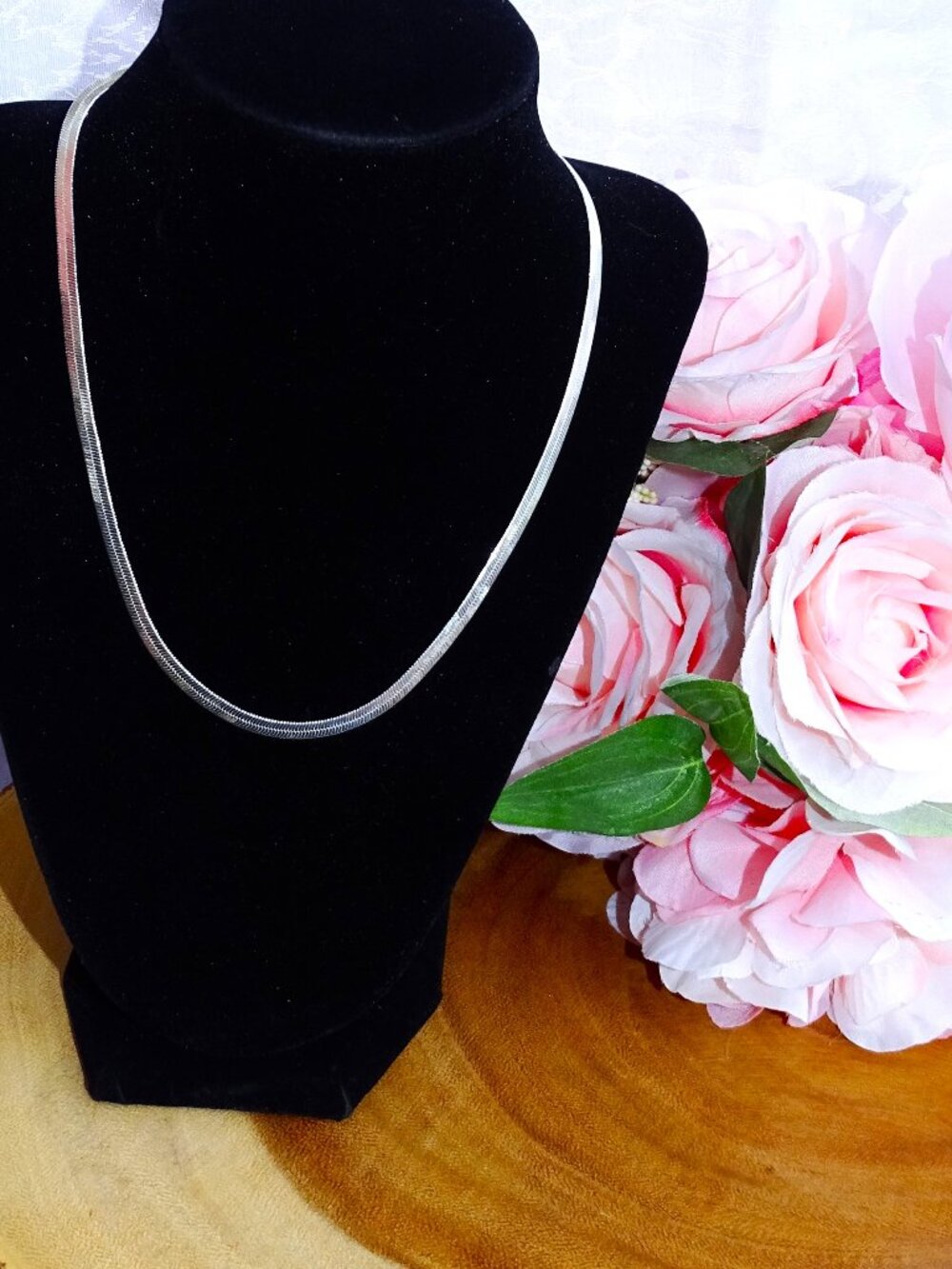 Lovely 18" Sterling Silver 925 Necklace NEW